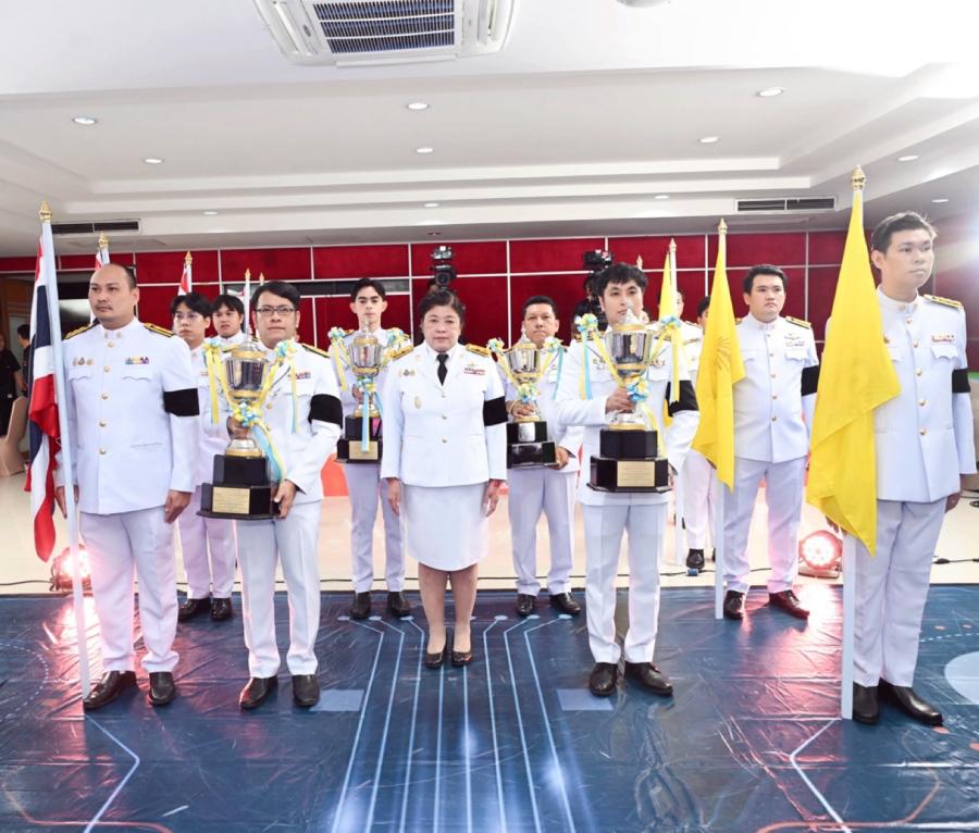 ขอแสดงความยินดีกับ 3 ทีมเยาวชนไทย ผู้ชนะเลิศการแข่งขันเครื่องบินจำลองวิทยุบังคับ เวที ‘หนูน้อยจ้าวเวหา’ รับถ้วยพระราชทานพระบาทสมเด็จพระเจ้าอยู่หัว ประจำปี 2568