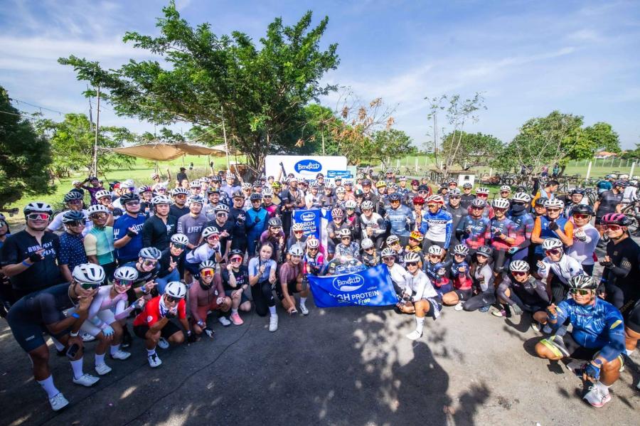 “เบนิฟิตต์ ไฮโปรตีน แลคโตสฟรี” ร่วมกับ “RIDE WITH ME” นำทีมนักปั่นจักรยาน  ดื่มด่ำธรรมชาติ  พิชิตเส้นทาง 80 กม. กรุงเทพกรีฑา-หนองจอก